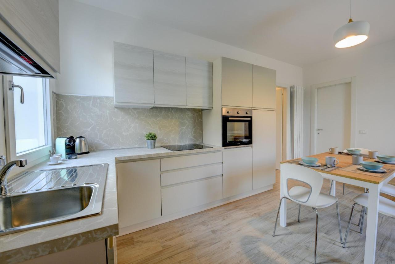 Maison Bellini 4 ตอสโกลาโน มาแดร์โน ภายนอก รูปภาพ